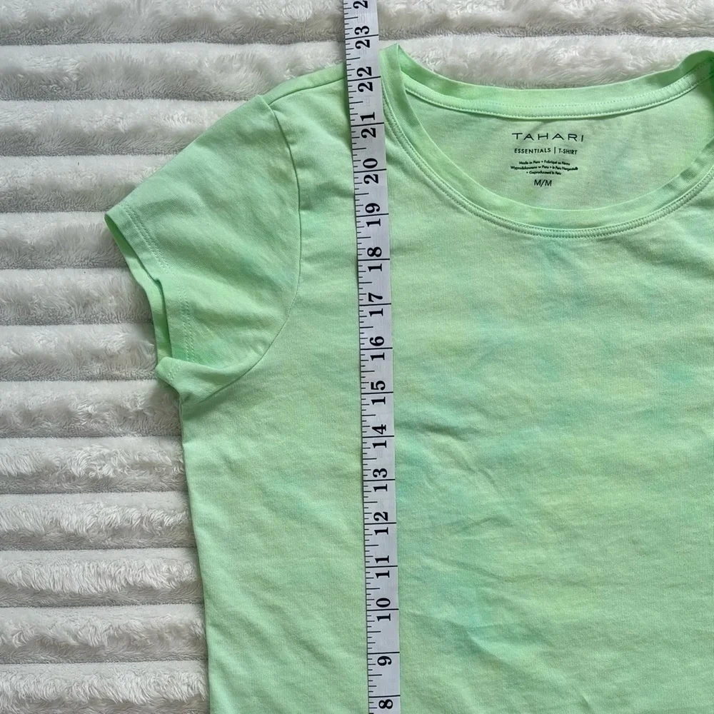 TAHARI Essentials Short Sleeve Top Lime Green T-Shirt Medium - Picture 6 of 6